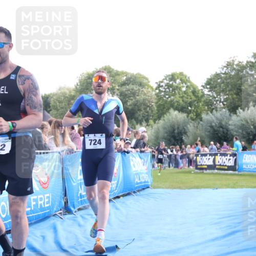 25.08.2024 - Elbe Triathlon Hamburg H.Heesch http://msf.ph/oto/6884691 25.08.2024 11:22:25 Ziel 322, 699, 720, 724, 767 meine-sportfotos.de