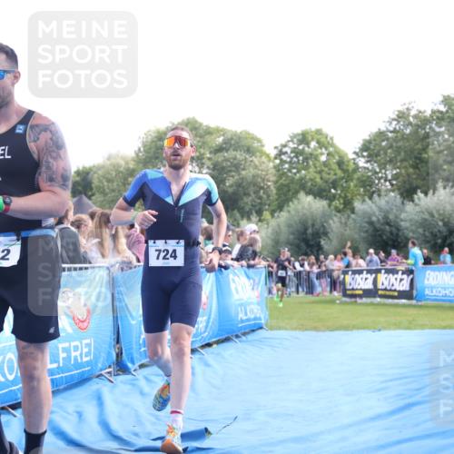 25.08.2024 - Elbe Triathlon Hamburg H.Heesch http://msf.ph/oto/6884693 25.08.2024 11:22:25 Ziel 322, 699, 720, 724, 767 meine-sportfotos.de