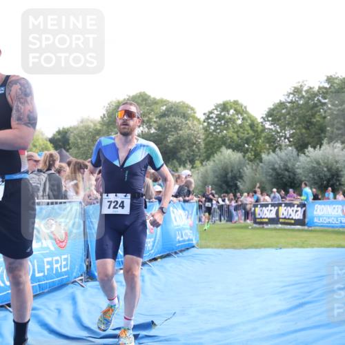 25.08.2024 - Elbe Triathlon Hamburg H.Heesch http://msf.ph/oto/6884697 25.08.2024 11:22:25 Ziel 322, 699, 720, 724, 767 meine-sportfotos.de