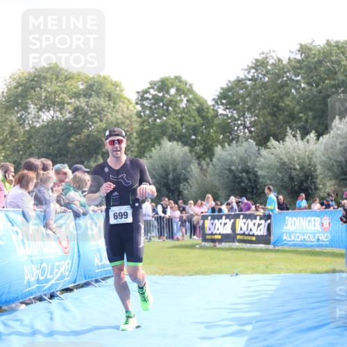 25.08.2024 - Elbe Triathlon Hamburg H.Heesch http://msf.ph/oto/6884712 25.08.2024 11:22:30 Ziel 322, 699, 724 meine-sportfotos.de