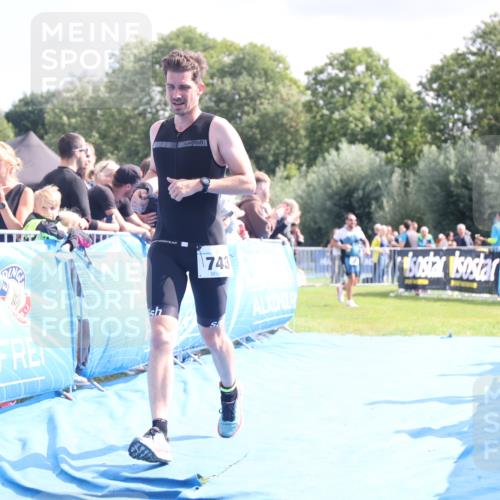 25.08.2024 - Elbe Triathlon Hamburg H.Heesch http://msf.ph/oto/6884715 25.08.2024 11:29:34 Ziel 743 meine-sportfotos.de