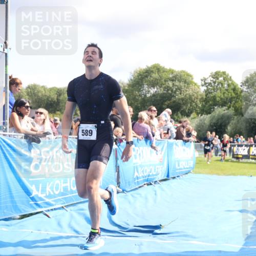25.08.2024 - Elbe Triathlon Hamburg H.Heesch http://msf.ph/oto/6884750 25.08.2024 11:29:45 Ziel 589, 665, 682 meine-sportfotos.de