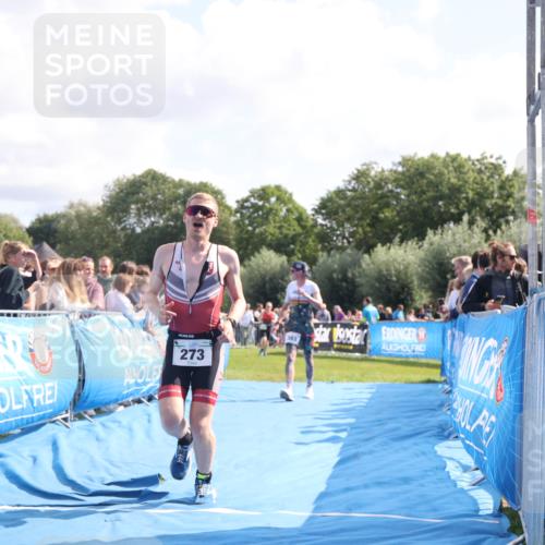 25.08.2024 - Elbe Triathlon Hamburg H.Heesch http://msf.ph/oto/6884778 25.08.2024 11:22:45 Ziel 273, 383 meine-sportfotos.de