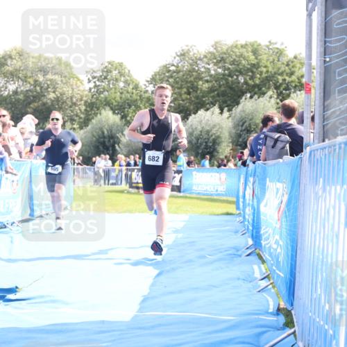 25.08.2024 - Elbe Triathlon Hamburg H.Heesch http://msf.ph/oto/6884779 25.08.2024 11:29:50 Ziel 589, 665, 682 meine-sportfotos.de