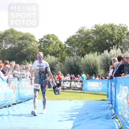 25.08.2024 - Elbe Triathlon Hamburg H.Heesch http://msf.ph/oto/6884782 25.08.2024 11:22:47 Ziel 273, 383, 617 meine-sportfotos.de