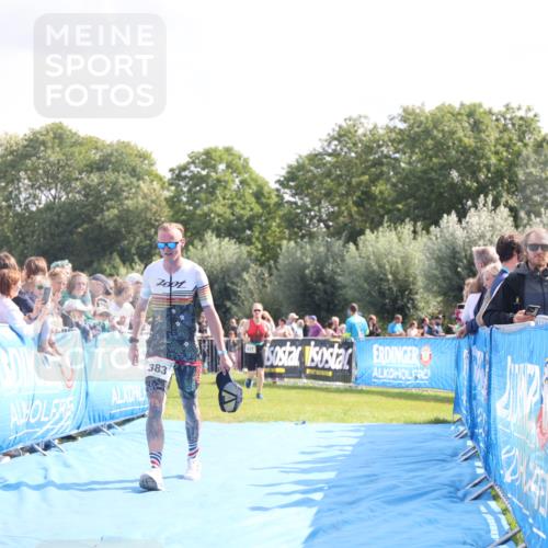 25.08.2024 - Elbe Triathlon Hamburg H.Heesch http://msf.ph/oto/6884784 25.08.2024 11:22:47 Ziel 273, 383, 617 meine-sportfotos.de