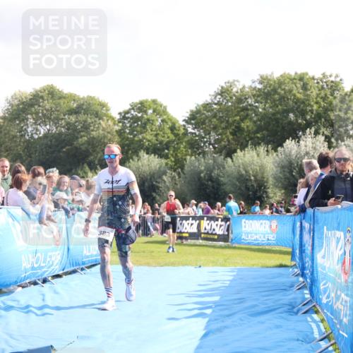 25.08.2024 - Elbe Triathlon Hamburg H.Heesch http://msf.ph/oto/6884788 25.08.2024 11:22:47 Ziel 273, 383, 617 meine-sportfotos.de