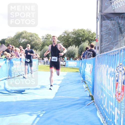 25.08.2024 - Elbe Triathlon Hamburg H.Heesch http://msf.ph/oto/6884793 25.08.2024 11:29:51 Ziel 589, 665, 682 meine-sportfotos.de