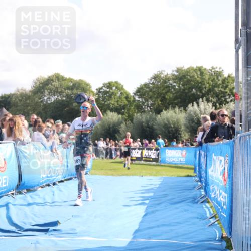 25.08.2024 - Elbe Triathlon Hamburg H.Heesch http://msf.ph/oto/6884805 25.08.2024 11:22:47 Ziel 273, 383, 617 meine-sportfotos.de