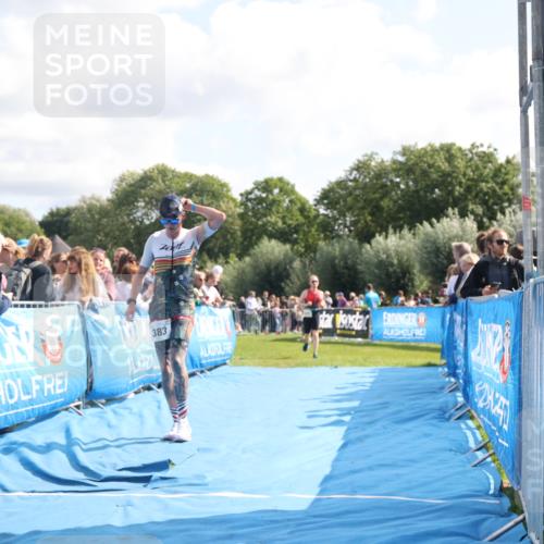 25.08.2024 - Elbe Triathlon Hamburg H.Heesch http://msf.ph/oto/6884811 25.08.2024 11:22:48 Ziel 273, 383, 617 meine-sportfotos.de