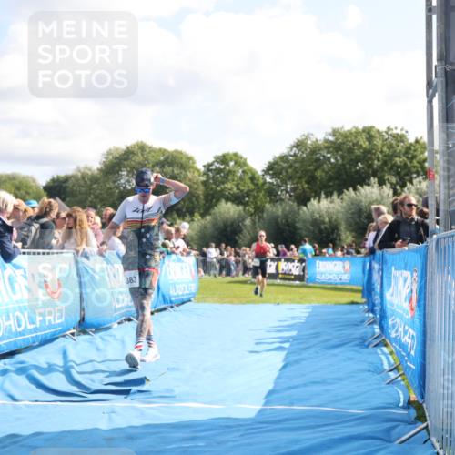 25.08.2024 - Elbe Triathlon Hamburg H.Heesch http://msf.ph/oto/6884816 25.08.2024 11:22:48 Ziel 273, 383, 617 meine-sportfotos.de