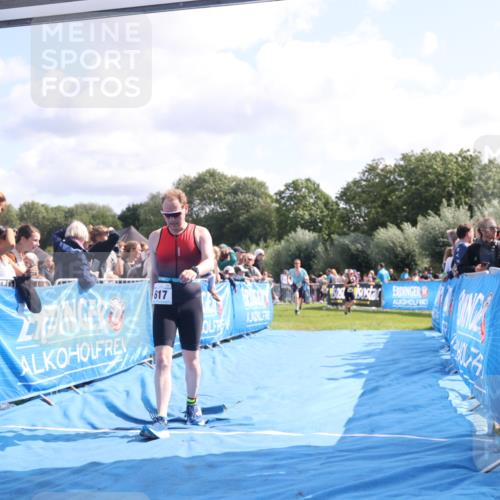 25.08.2024 - Elbe Triathlon Hamburg H.Heesch http://msf.ph/oto/6884916 25.08.2024 11:22:54 Ziel 383, 385, 554, 617 meine-sportfotos.de