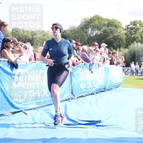 25.08.2024 - Elbe Triathlon Hamburg H.Heesch http://msf.ph/oto/6884919 25.08.2024 11:30:19 Ziel 526, 798 meine-sportfotos.de