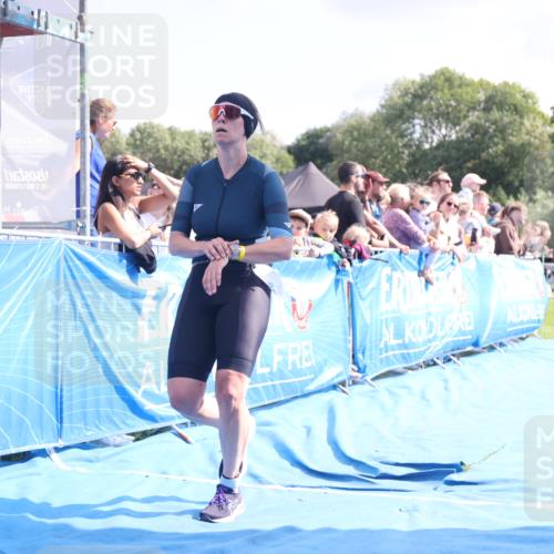 25.08.2024 - Elbe Triathlon Hamburg H.Heesch http://msf.ph/oto/6884929 25.08.2024 11:30:20 Ziel 526, 798 meine-sportfotos.de