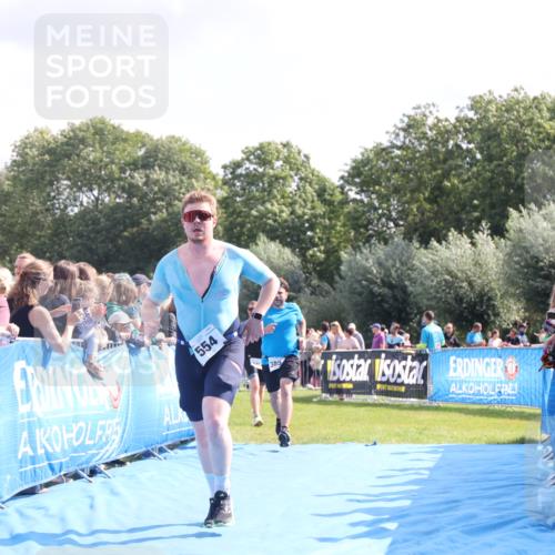 25.08.2024 - Elbe Triathlon Hamburg H.Heesch http://msf.ph/oto/6884930 25.08.2024 11:22:58 Ziel 246, 385, 554, 617, 715 meine-sportfotos.de