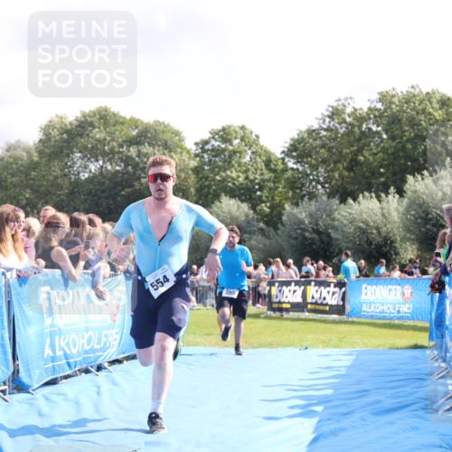 25.08.2024 - Elbe Triathlon Hamburg H.Heesch http://msf.ph/oto/6884938 25.08.2024 11:22:58 Ziel 246, 385, 554, 617, 715 meine-sportfotos.de