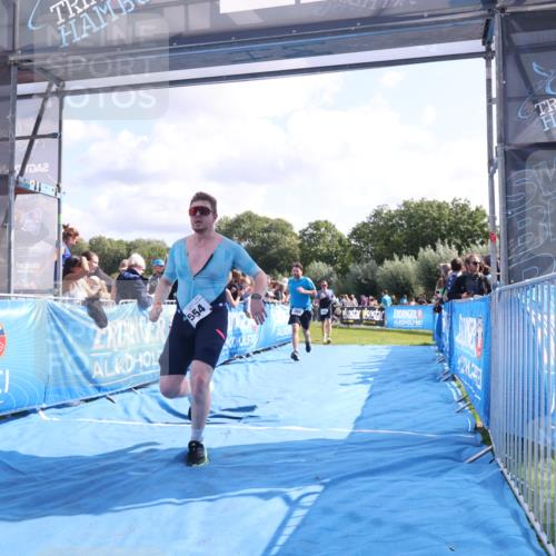 25.08.2024 - Elbe Triathlon Hamburg H.Heesch http://msf.ph/oto/6884964 25.08.2024 11:22:59 Ziel 246, 385, 554, 617, 715 meine-sportfotos.de