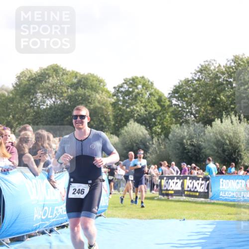 25.08.2024 - Elbe Triathlon Hamburg H.Heesch http://msf.ph/oto/6884991 25.08.2024 11:23:02 Ziel 246, 385, 554, 715 meine-sportfotos.de