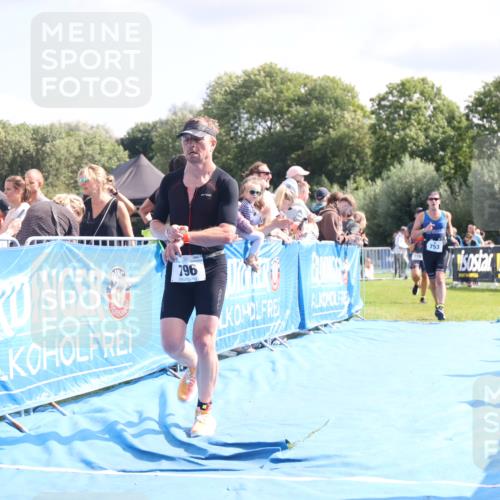 25.08.2024 - Elbe Triathlon Hamburg H.Heesch http://msf.ph/oto/6885019 25.08.2024 11:30:50 Ziel 719, 753, 758, 796 meine-sportfotos.de