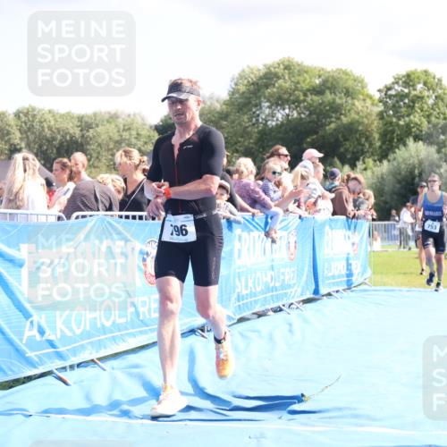 25.08.2024 - Elbe Triathlon Hamburg H.Heesch http://msf.ph/oto/6885029 25.08.2024 11:30:50 Ziel 719, 753, 758, 796 meine-sportfotos.de