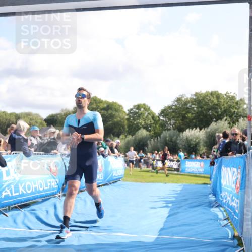 25.08.2024 - Elbe Triathlon Hamburg H.Heesch http://msf.ph/oto/6885030 25.08.2024 11:23:07 Ziel 246, 385, 558, 715 meine-sportfotos.de