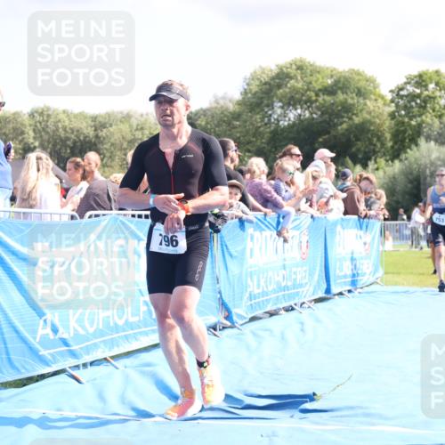25.08.2024 - Elbe Triathlon Hamburg H.Heesch http://msf.ph/oto/6885035 25.08.2024 11:30:51 Ziel 719, 753, 758, 796 meine-sportfotos.de