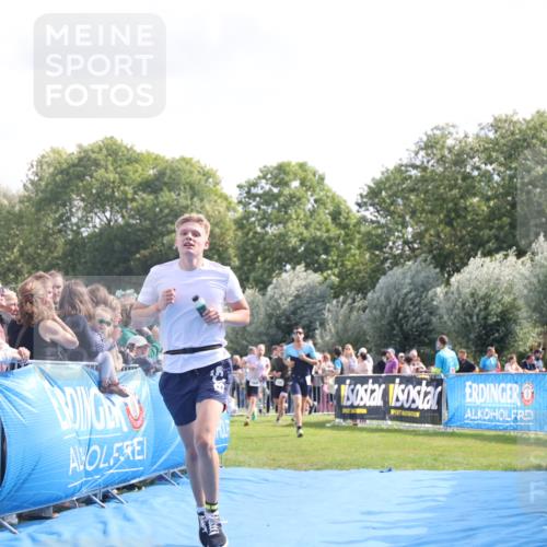 25.08.2024 - Elbe Triathlon Hamburg H.Heesch http://msf.ph/oto/6885042 25.08.2024 11:23:10 Ziel 205, 246, 558, 715, 727, 1845 meine-sportfotos.de