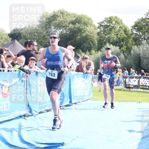 25.08.2024 - Elbe Triathlon Hamburg H.Heesch http://msf.ph/oto/6885047 25.08.2024 11:30:53 Ziel 630, 719, 753, 796, 1435 meine-sportfotos.de