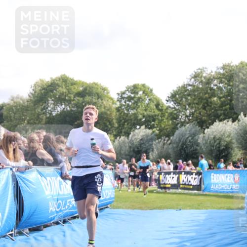 25.08.2024 - Elbe Triathlon Hamburg H.Heesch http://msf.ph/oto/6885048 25.08.2024 11:23:11 Ziel 205, 558, 645, 654, 715, 727, 1845 meine-sportfotos.de