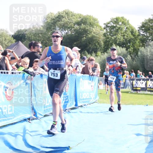 25.08.2024 - Elbe Triathlon Hamburg H.Heesch http://msf.ph/oto/6885049 25.08.2024 11:30:53 Ziel 630, 719, 753, 796, 1435 meine-sportfotos.de