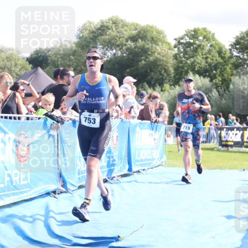 25.08.2024 - Elbe Triathlon Hamburg H.Heesch http://msf.ph/oto/6885051 25.08.2024 11:30:53 Ziel 630, 719, 753, 796, 1435 meine-sportfotos.de