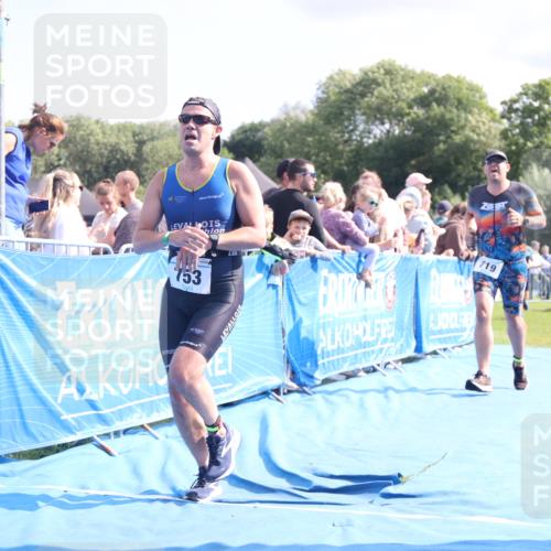 25.08.2024 - Elbe Triathlon Hamburg H.Heesch http://msf.ph/oto/6885073 25.08.2024 11:30:54 Ziel 630, 719, 753, 796, 1435 meine-sportfotos.de