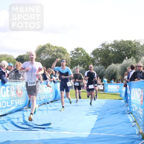 25.08.2024 - Elbe Triathlon Hamburg H.Heesch http://msf.ph/oto/6885074 25.08.2024 11:23:17 Ziel 205, 558, 645, 654, 727, 1845 meine-sportfotos.de
