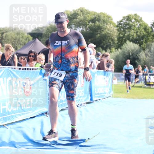 25.08.2024 - Elbe Triathlon Hamburg H.Heesch http://msf.ph/oto/6885089 25.08.2024 11:30:55 Ziel 630, 719, 753, 796, 1435 meine-sportfotos.de
