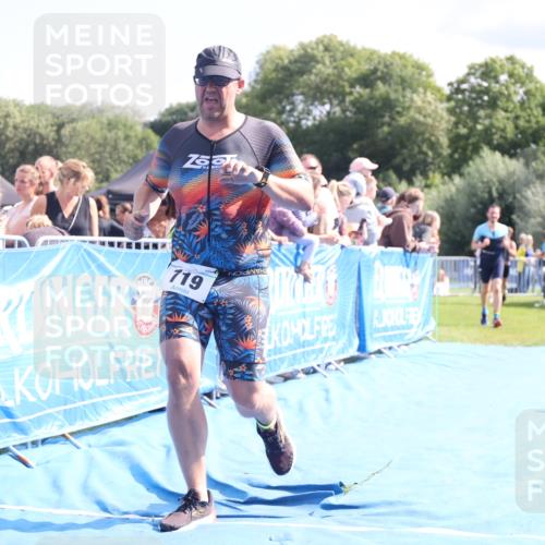25.08.2024 - Elbe Triathlon Hamburg H.Heesch http://msf.ph/oto/6885097 25.08.2024 11:30:55 Ziel 630, 719, 753, 796, 1435 meine-sportfotos.de
