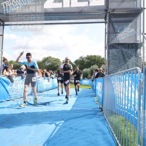 25.08.2024 - Elbe Triathlon Hamburg H.Heesch http://msf.ph/oto/6885098 25.08.2024 11:23:18 Ziel 205, 558, 645, 654, 727, 1845 meine-sportfotos.de