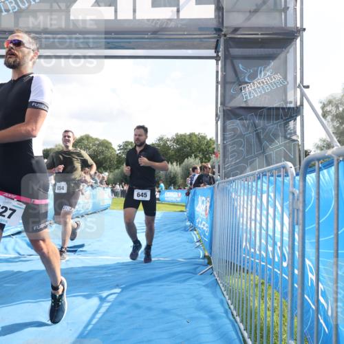 25.08.2024 - Elbe Triathlon Hamburg H.Heesch http://msf.ph/oto/6885116 25.08.2024 11:23:19 Ziel 205, 645, 654, 727, 1845 meine-sportfotos.de