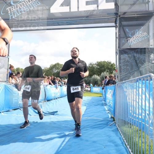 25.08.2024 - Elbe Triathlon Hamburg H.Heesch http://msf.ph/oto/6885120 25.08.2024 11:23:20 Ziel 205, 645, 654, 727, 1845 meine-sportfotos.de