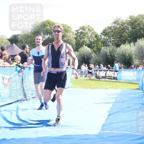 25.08.2024 - Elbe Triathlon Hamburg H.Heesch http://msf.ph/oto/6885140 25.08.2024 11:31:00 Ziel 630, 719, 753, 1435 meine-sportfotos.de
