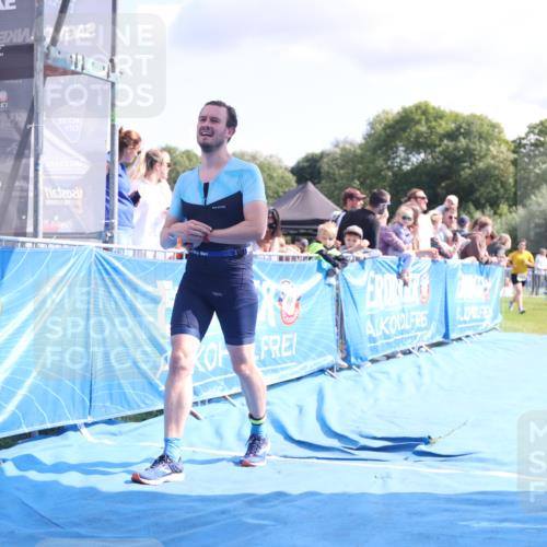25.08.2024 - Elbe Triathlon Hamburg H.Heesch http://msf.ph/oto/6885184 25.08.2024 11:31:02 Ziel 630, 719, 1433, 1435 meine-sportfotos.de
