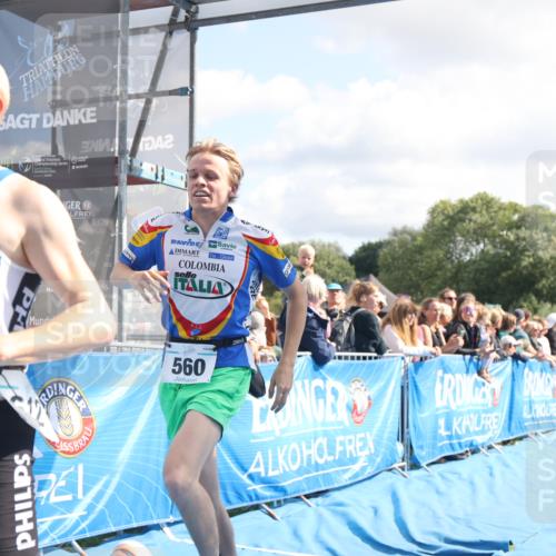 25.08.2024 - Elbe Triathlon Hamburg H.Heesch http://msf.ph/oto/6885218 25.08.2024 11:23:49 Ziel 560, 612 meine-sportfotos.de
