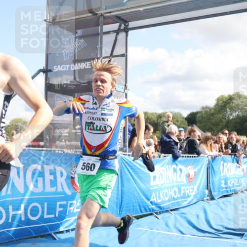 25.08.2024 - Elbe Triathlon Hamburg H.Heesch http://msf.ph/oto/6885224 25.08.2024 11:23:50 Ziel 560, 612 meine-sportfotos.de