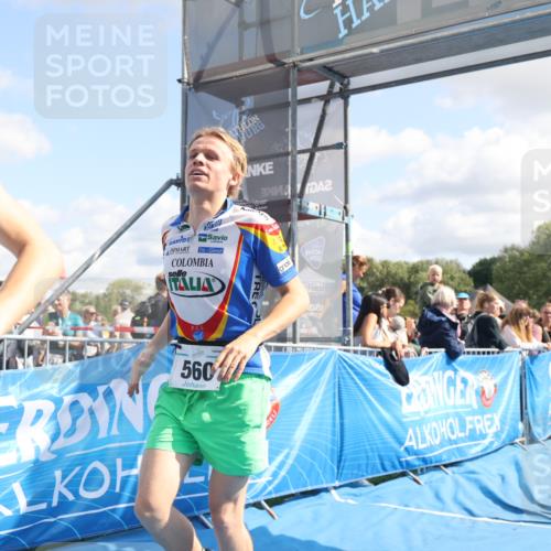 25.08.2024 - Elbe Triathlon Hamburg H.Heesch http://msf.ph/oto/6885231 25.08.2024 11:23:50 Ziel 560, 612 meine-sportfotos.de