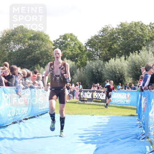 25.08.2024 - Elbe Triathlon Hamburg H.Heesch http://msf.ph/oto/6885244 25.08.2024 11:23:59 Ziel 776 meine-sportfotos.de