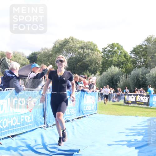 25.08.2024 - Elbe Triathlon Hamburg H.Heesch http://msf.ph/oto/6885295 25.08.2024 11:24:11 Ziel 506 meine-sportfotos.de