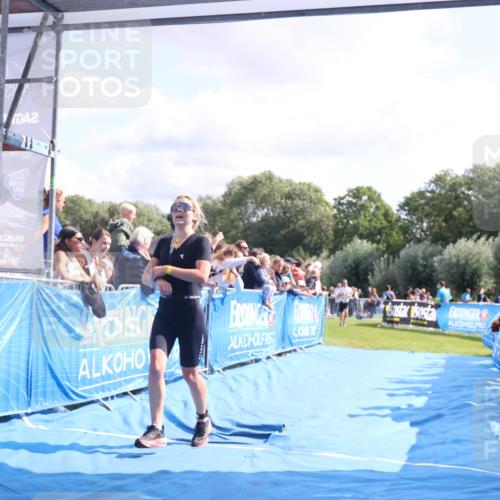 25.08.2024 - Elbe Triathlon Hamburg H.Heesch http://msf.ph/oto/6885309 25.08.2024 11:24:12 Ziel 506, 648 meine-sportfotos.de