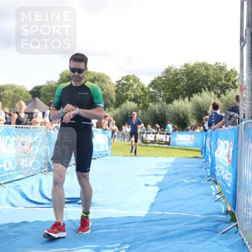 25.08.2024 - Elbe Triathlon Hamburg H.Heesch http://msf.ph/oto/6885314 25.08.2024 11:31:25 Ziel 356, 366, 587, 643, 761 meine-sportfotos.de