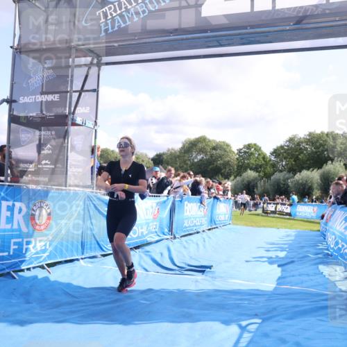 25.08.2024 - Elbe Triathlon Hamburg H.Heesch http://msf.ph/oto/6885319 25.08.2024 11:24:12 Ziel 506, 648 meine-sportfotos.de