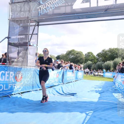 25.08.2024 - Elbe Triathlon Hamburg H.Heesch http://msf.ph/oto/6885321 25.08.2024 11:24:12 Ziel 506, 648 meine-sportfotos.de