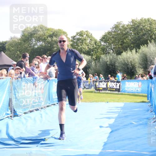 25.08.2024 - Elbe Triathlon Hamburg H.Heesch http://msf.ph/oto/6885324 25.08.2024 11:31:27 Ziel 356, 366, 587, 643, 736, 761 meine-sportfotos.de